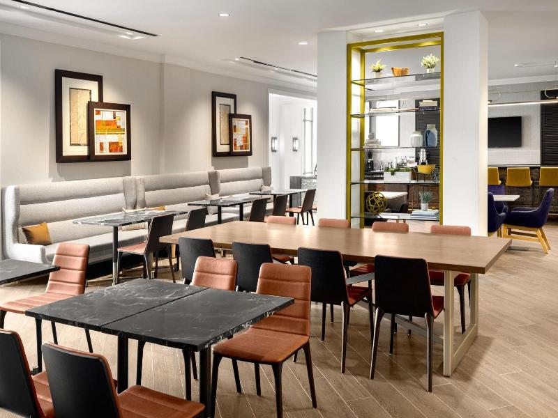 Sheraton Stonebriar Hotel image