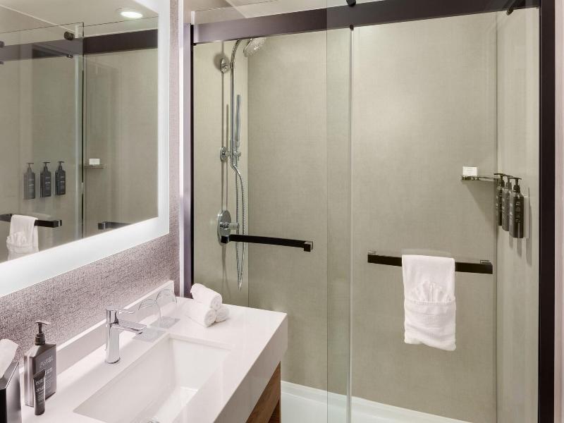 Sheraton Stonebriar Hotel image