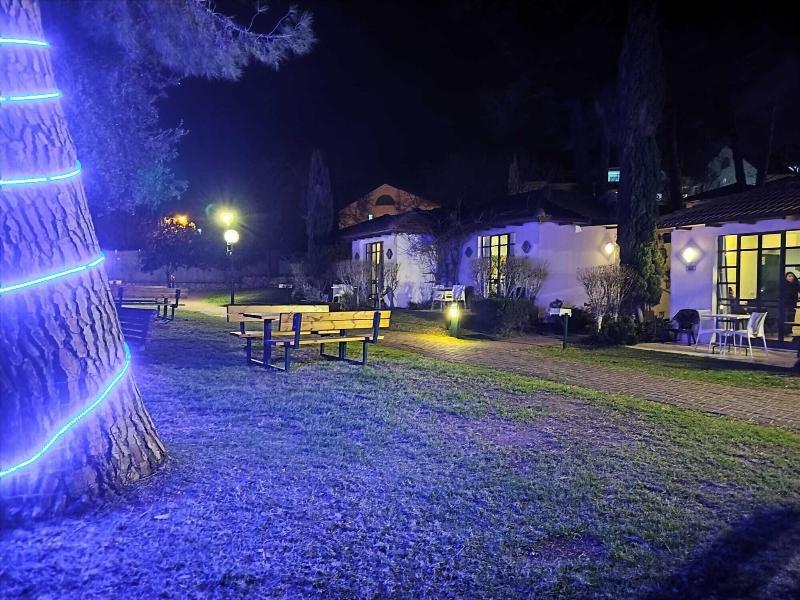 Country Lodging Shoresh image