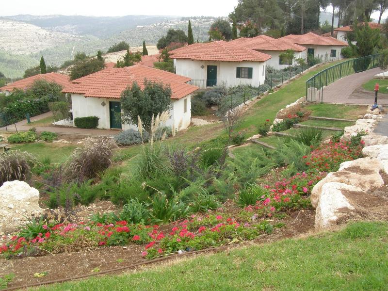 Country Lodging Shoresh image