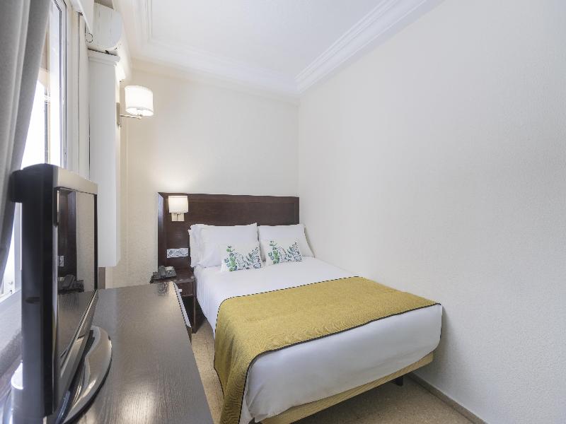 ITC Colon by Soho Boutique image
