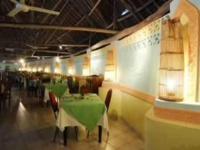 Turtle Bay image