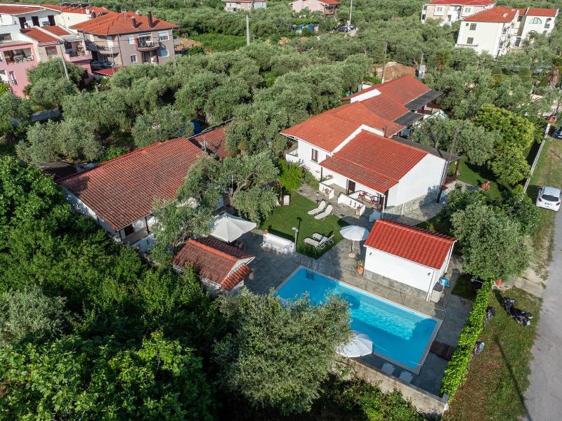Villa Dafni image
