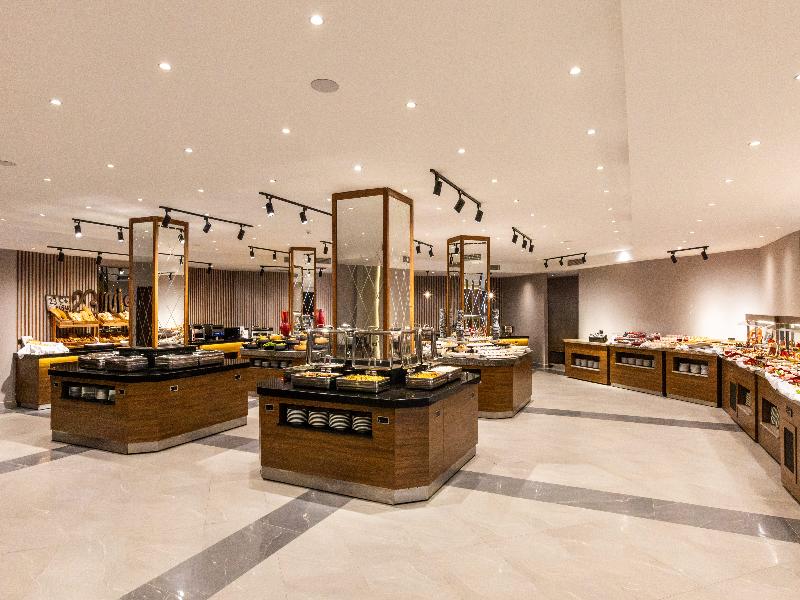 Unique Residence Hotel Golf &Spa Kusadasi image