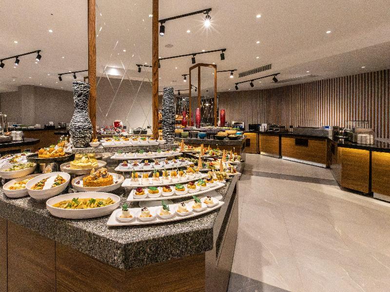 Unique Residence Hotel Golf &Spa Kusadasi image