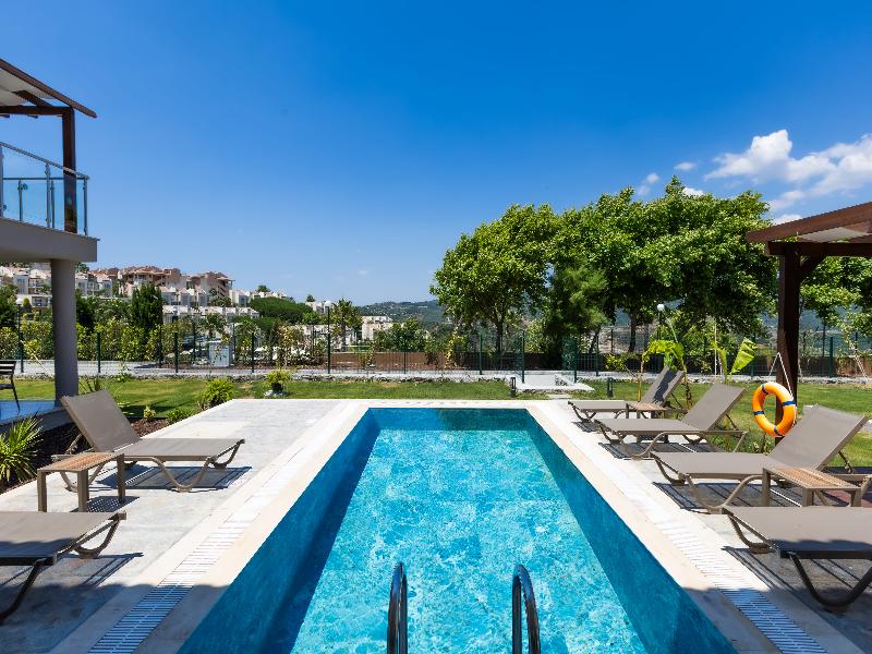Unique Residence Hotel Golf &Spa Kusadasi image