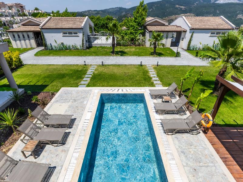 Unique Residence Hotel Golf &Spa Kusadasi image