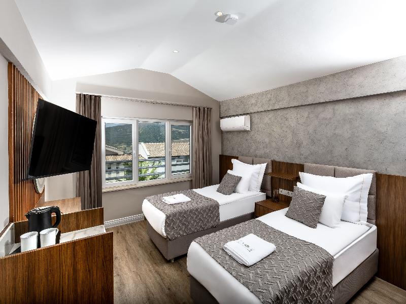 Unique Residence Hotel Golf &Spa Kusadasi image