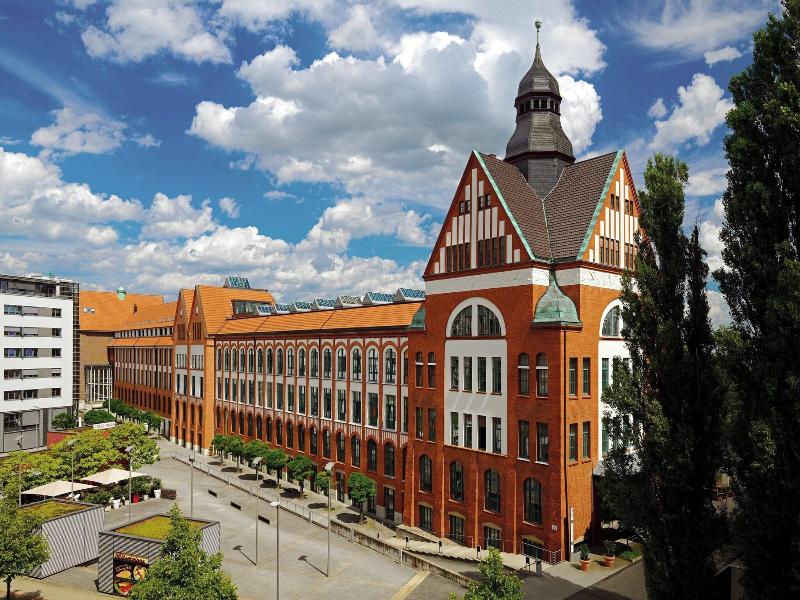 Sheraton Hannover Pelikan Hotel image