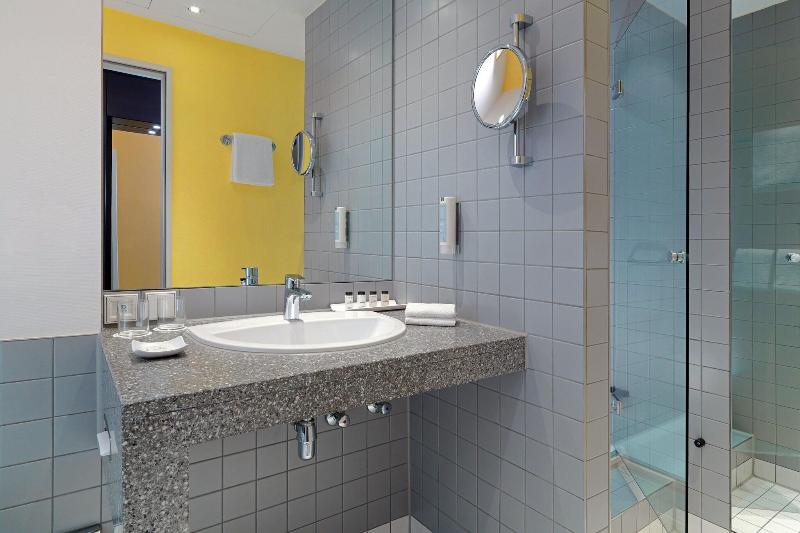 Sheraton Hannover Pelikan Hotel image