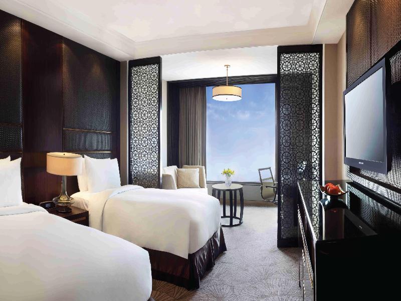 Crowne Plaza New Delhi Mayur Vihar image