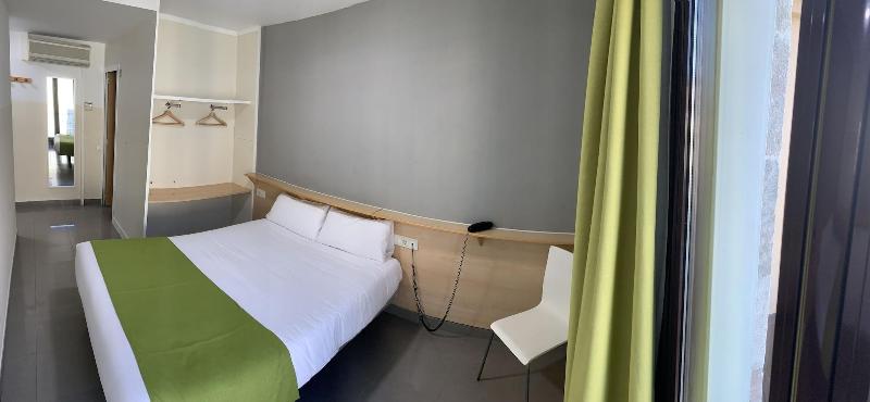 Terrassa image