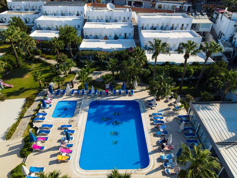 Nagi Beach Hotel image