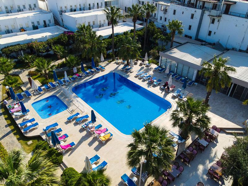 Nagi Beach Hotel image