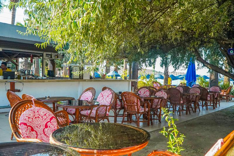 Nagi Beach Hotel image