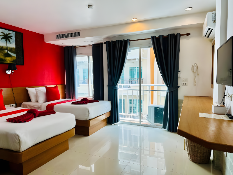 Pj Patong Resortel 3