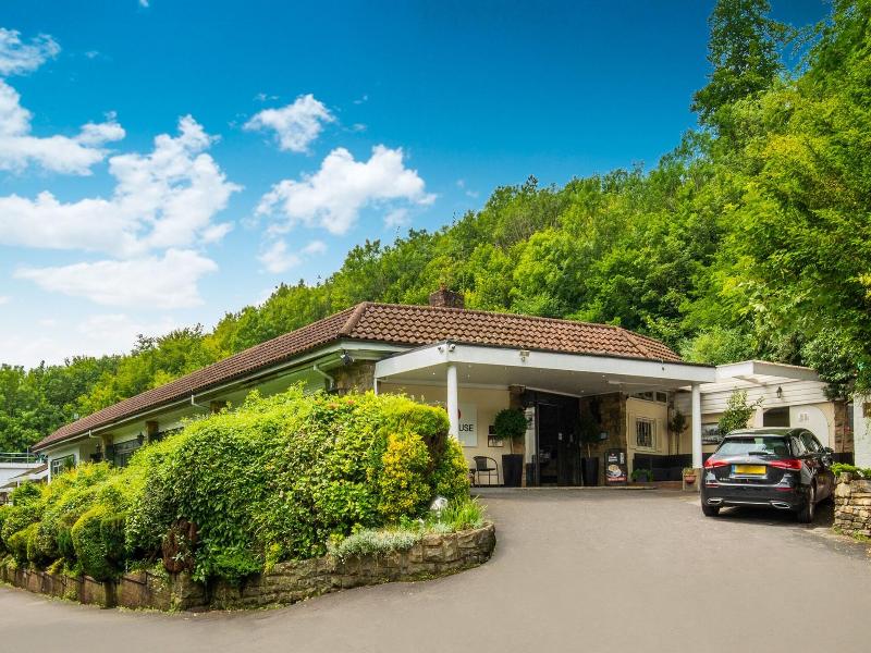 The Bridge House Hotel image