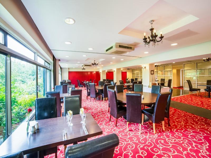 The Bridge House Hotel image
