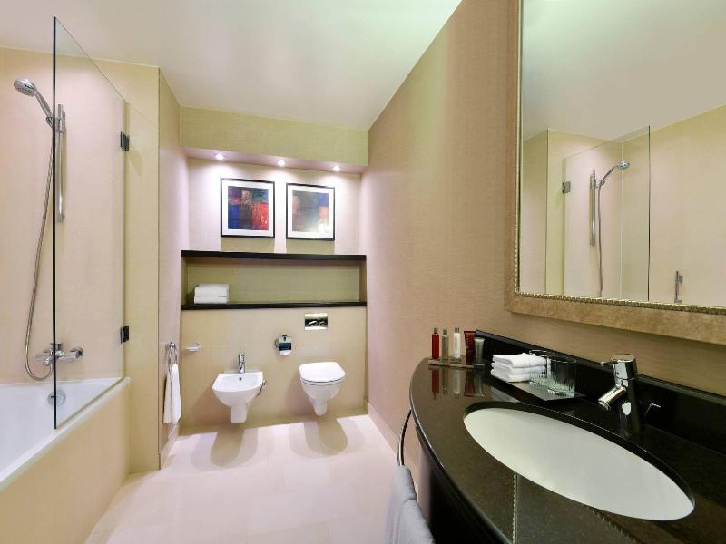 Marriott Marquis City Center Doha Hotel image