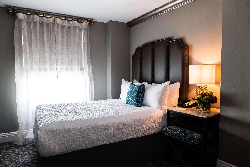 Hotel Bijou image