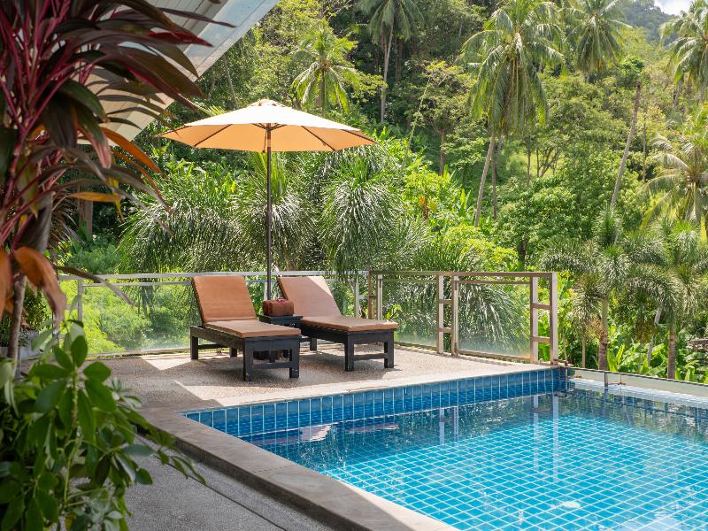 Lae Lay Suites image