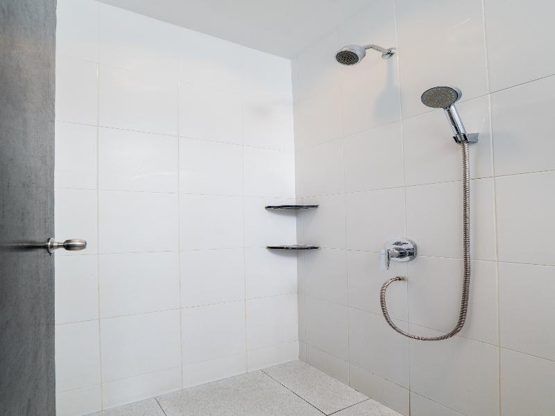 Lae Lay Suites image