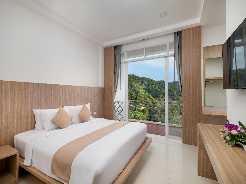 Lae Lay Suites image