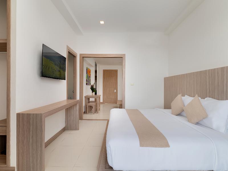Lae Lay Suites image