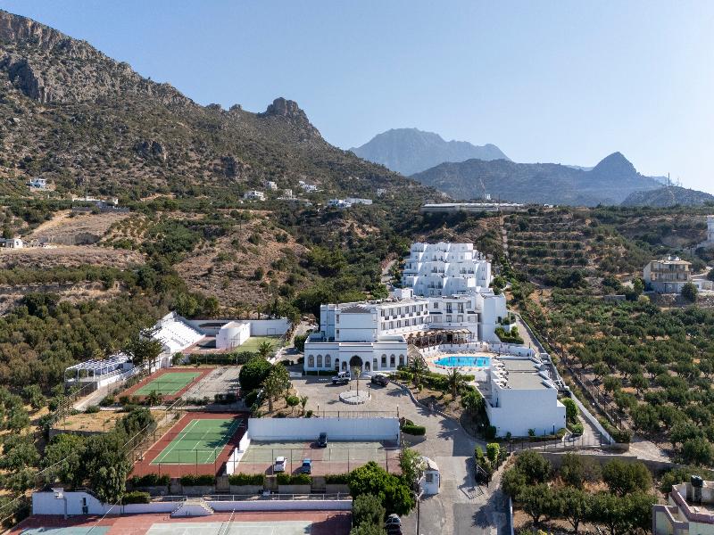 Mare Village — general view
