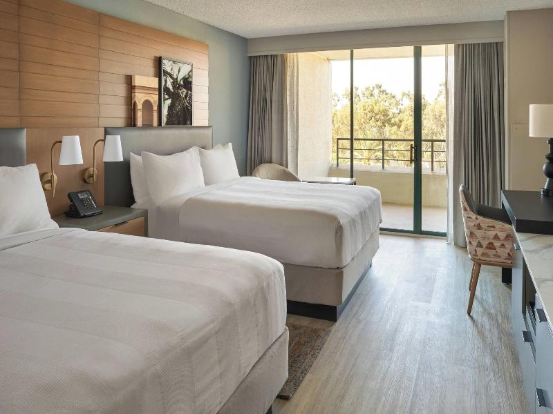 San Diego Marriott Mission Valley image