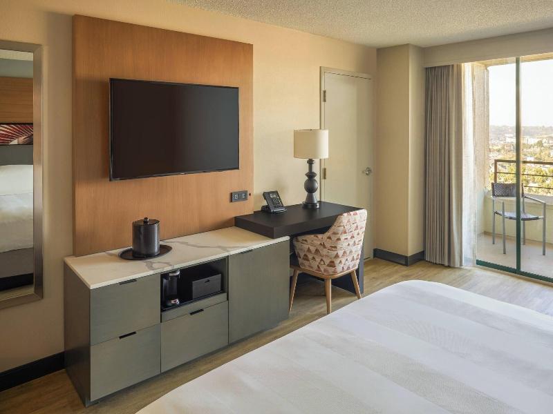 San Diego Marriott Mission Valley image