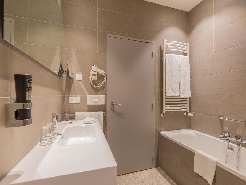 Leonardo Hotel Antwerp the Plaza, image