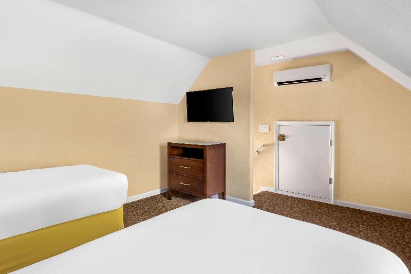 Hilton Vacation Club The Historic Powhatan William image
