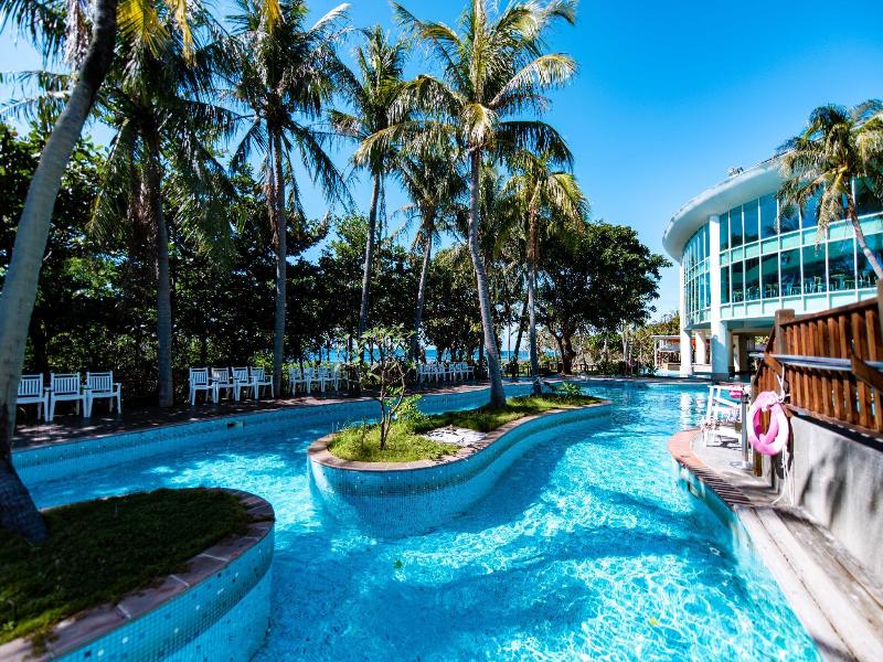 Yoho Beach Resort & Club image