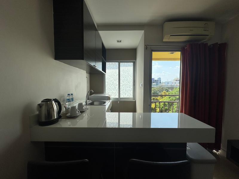 Palette Bella B All Suites Bangkok Hotel image