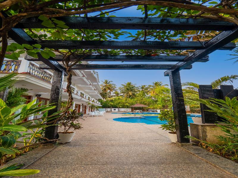 White Pearl Suites by Rosetum image