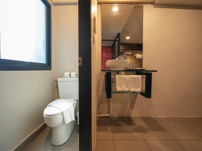 GU Hotel Patong image