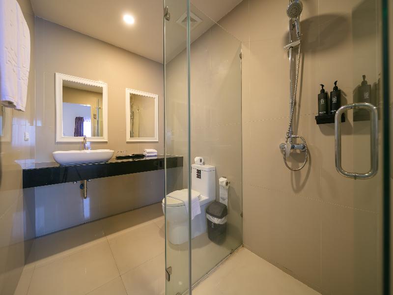 GU Hotel Patong image