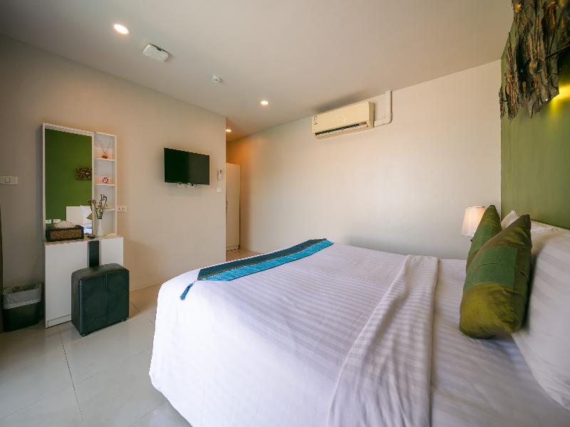 GU Hotel Patong image