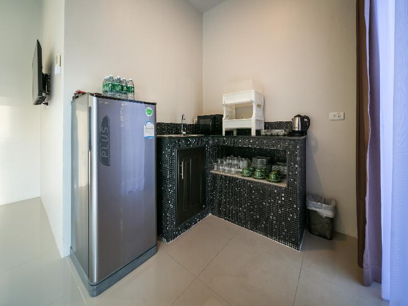 GU Hotel Patong image