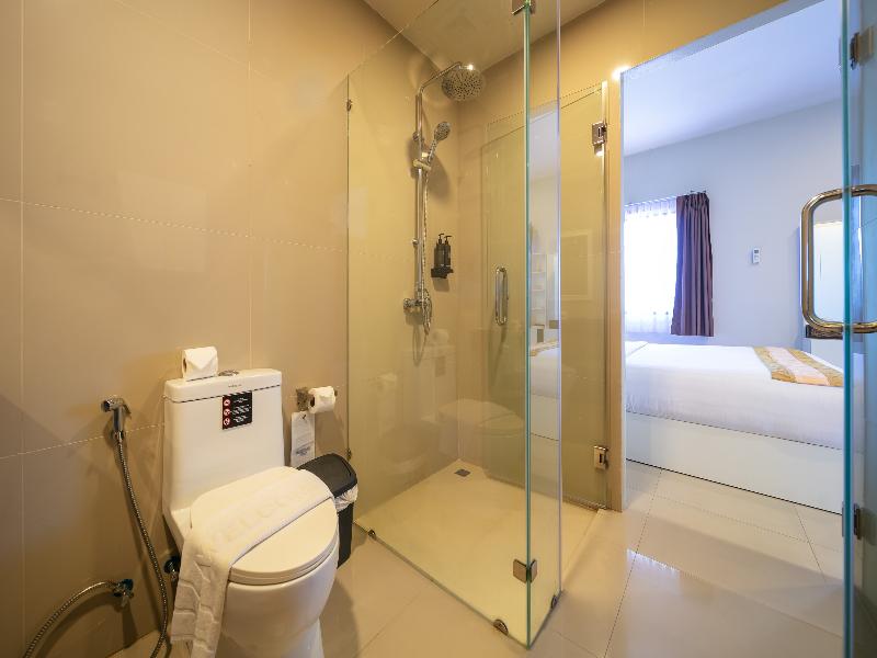 GU Hotel Patong image