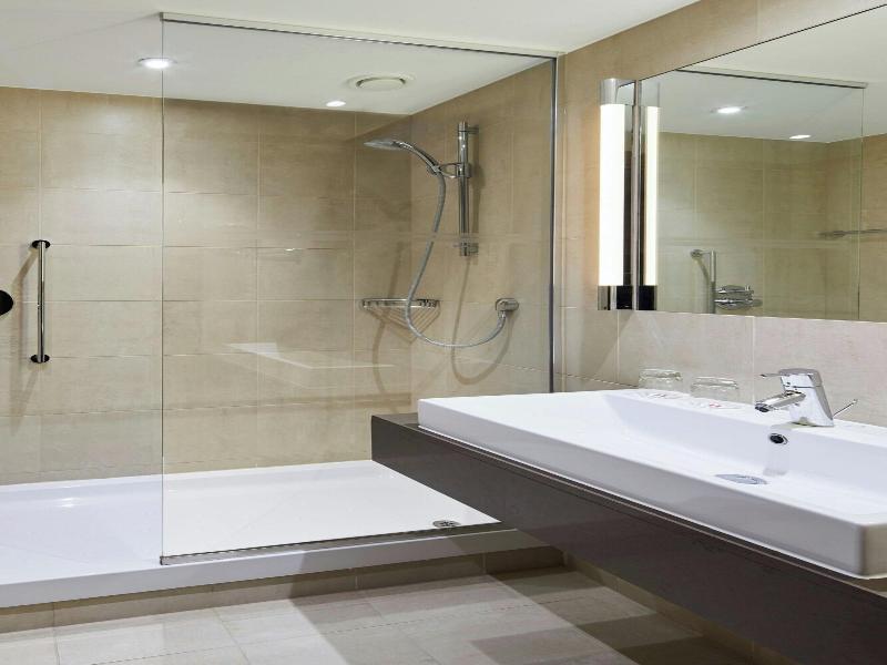 Lingfield Park Marriott Hotel & Country Club image