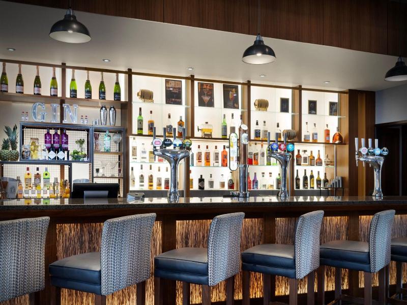Delta Hotels By Marriott Tudor Park Country Club image
