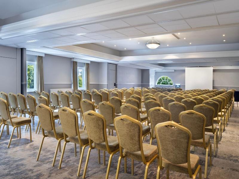 Delta Hotels By Marriott Tudor Park Country Club image
