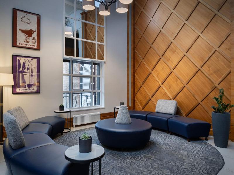Delta Hotels By Marriott Tudor Park Country Club image