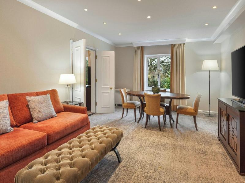 Delta Hotels By Marriott Tudor Park Country Club image