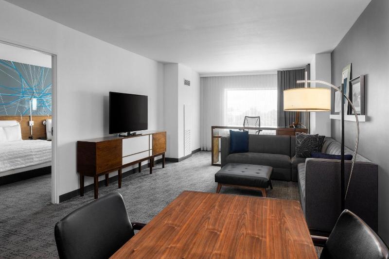 Le Meridien Atlanta Perimeter image