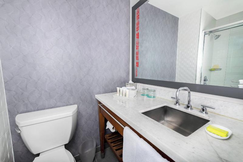 Le Meridien Atlanta Perimeter image