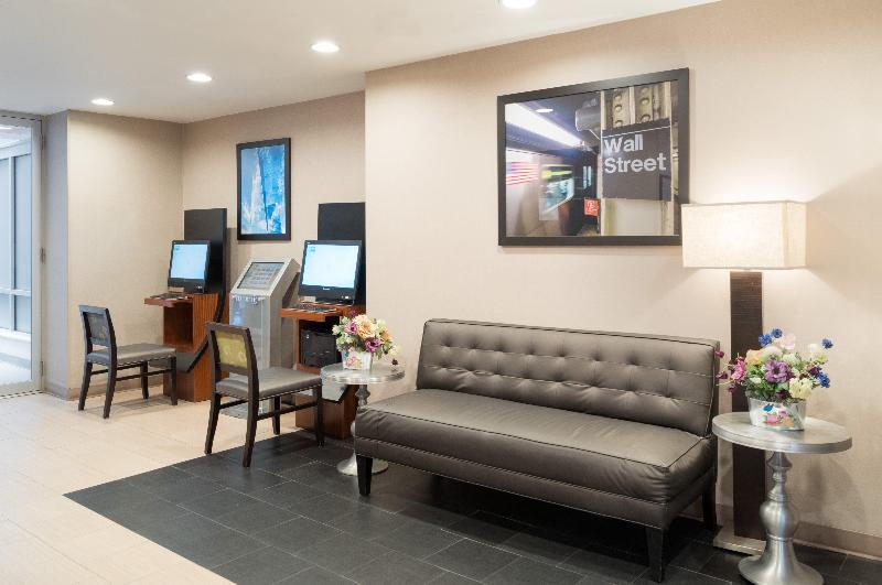 Holiday Inn Express Wall Street