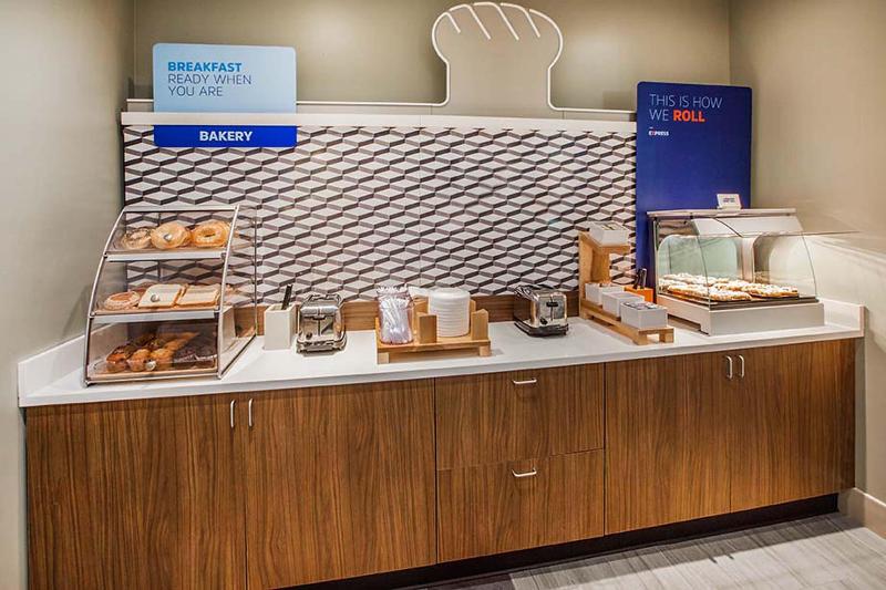 Holiday Inn Express Wall Street